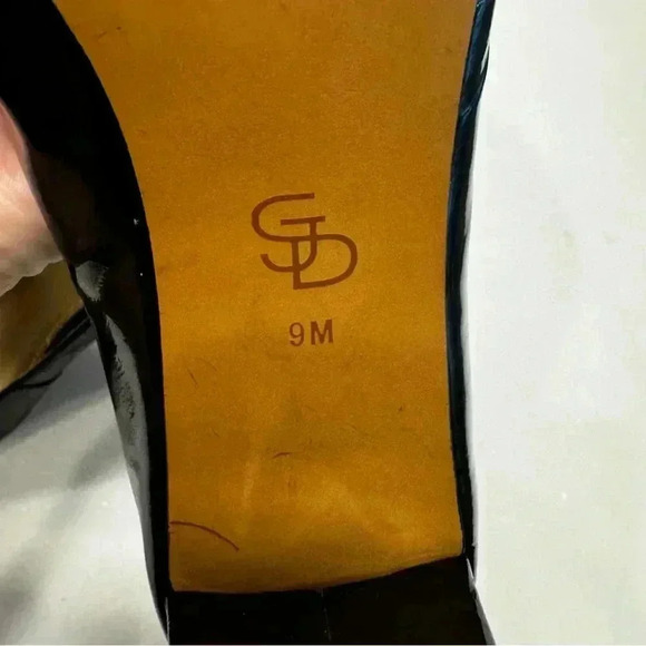 CIRCA JOAN & DAVID Size 9M Luxe -Voyeur Black Slip On Patent Leather Heels - Picture 10 of 10